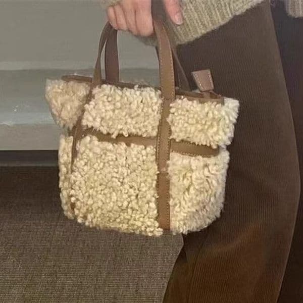 Womens Handheld Soft Plush Bag with Faux Fur Trim - Stylish Shoulder & Crossbody for Fall/Winter