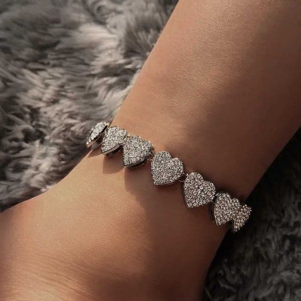 Fashionable shiny all rhinestone heart-shaped ankle bracelet suitable for women to wear crystal Cuban chain ankle bracelet summer barefoot jewelryXJ250418