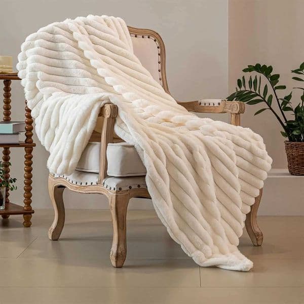 Soft Cosy Faux Rabbit Plush Fleece Throw Blankets-Large Fluffy Versatile Bubble Blanket for Bed Couch SofaTravel Camping H251118