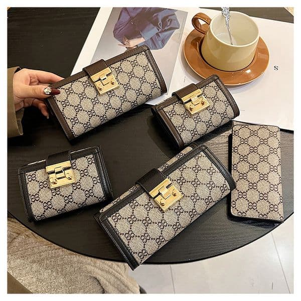 2026 Designer Sport Shoe Free Shipping Luxury Brand Wallet mens trainer For Long And Short Designer INS Style Casual Beauty Purse For Women Trendy Fashion Da