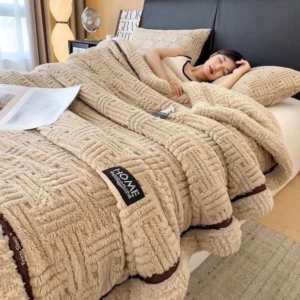 New Half Sides Fleece Autumn Winter Blanket Soft Fluffy Maternal and Child Grade Bed Blankets Warm Breathable Sofa Cover Blanket H251118