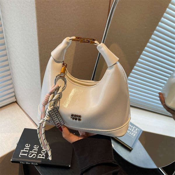 Advanced Handheld Dumpling for Women 2025 New Fashionable and Versatile Western Style Single Shoulder Crossbody Bag