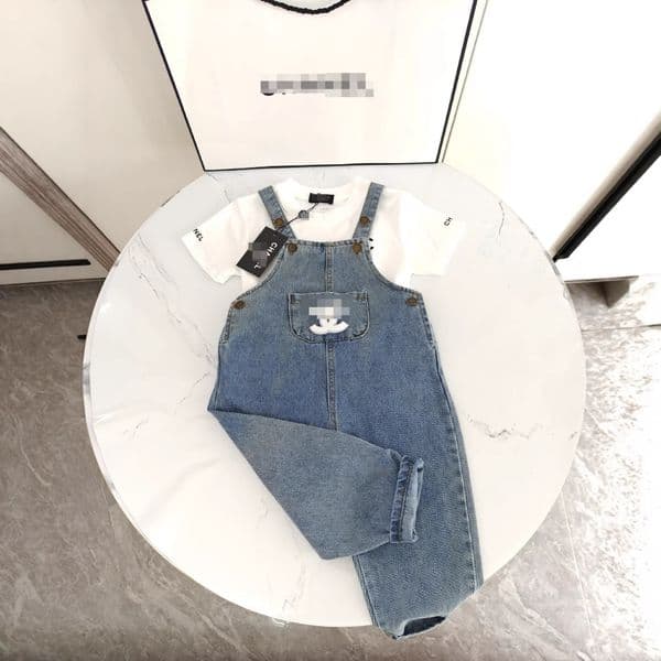 New hot selling designer denim overalls for men and women baby tops + pants set thin jeans size 90-140cm