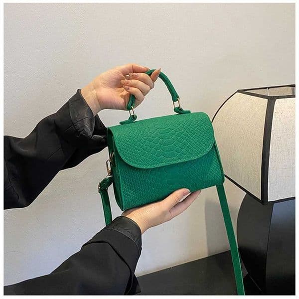 Crocodile embossed niche cross body bag solid color girls luxury handbag womens Korean trend handbag leather shoulder bagXJ250422