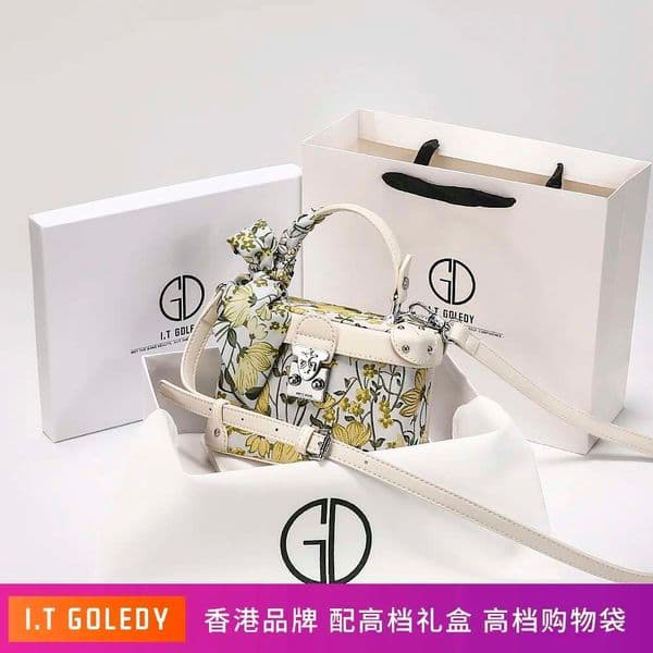 2025 Tote Crossbody With Ral Pattern Silk Scarf Decoration Women Bags Are Of Good Quality And Suitable