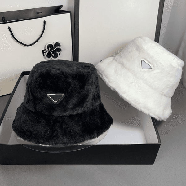 Wide Brim Hats Bucket Hats Beanie Skull Caps Designer Bucket Hat Women Winter Fur Hat For Women Fashion Thick Warm Ladies Fisherman Hats Caps Ear Warmer AA
