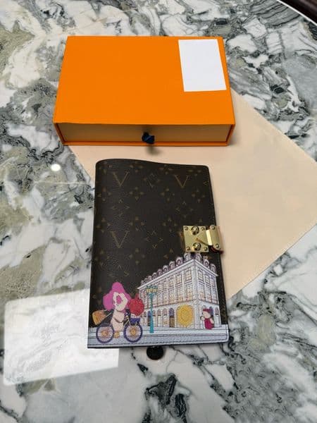 Vintage designer L letter logo castle painted pattern leather notebook ballpoint pen set Classic Luxury Fashion Notepads with Box friend birthday Teachers Day gift