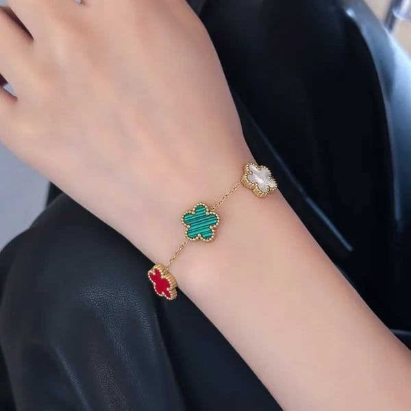 EVISPOL Luxury Stainless Steel Flower Bracelet for Women Girls Five Leaf Flower Bracelet Clover New Fashion Jewelry Gifts Z260506