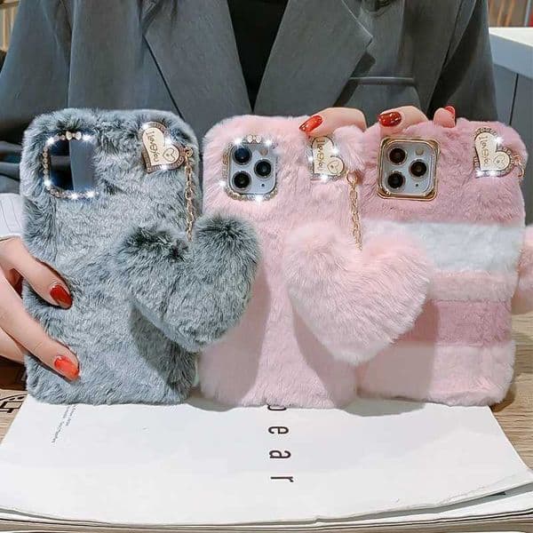 Luxury Love Pendant Phone Case For iPhone 15 Pro Max 14 13 12 11 X XS XR 8 7 6 6S Plus SE 2020 Cute Warm Winter Plush Fur CoversW251121