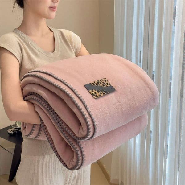 Foreign Trade Light Luxury Sheep Wool Solid Color Office Nap Thickened Sofa Cover Air Conditioning Small Blanket B2