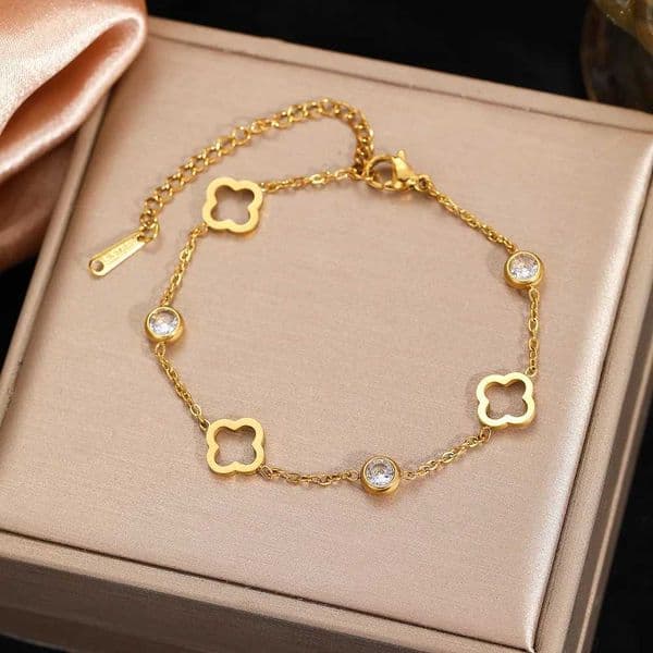 Yupsk Fashion Hollowed-out Four-leaf Flower Zircon Inlaid Stainless Steel Bracelet Trendy Party Clover Jewelry Gift for WomenW251121