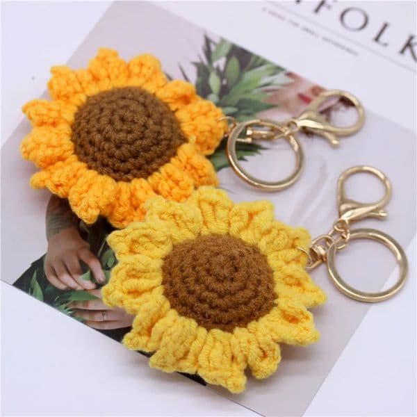 Creative Handmade Knitted Sunflower Keychain Keyring For Women Girl Cute Crocheted Flower Pendant Car Key Ring Handbag Gifts 251119BJ
