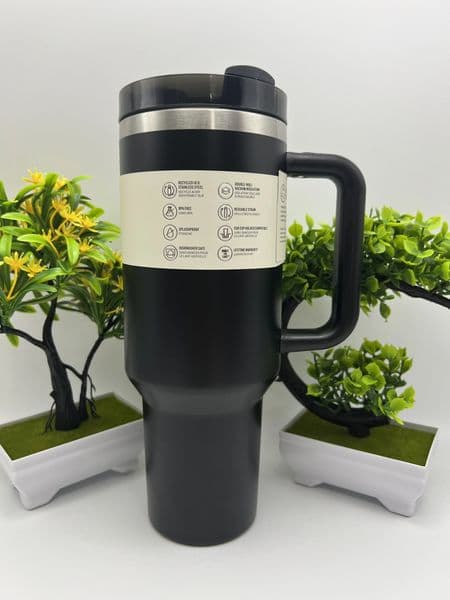 Minimalist Modern 40 oz flat bottomed cup with handle and lid Reusable Womens gift 250422BJ
