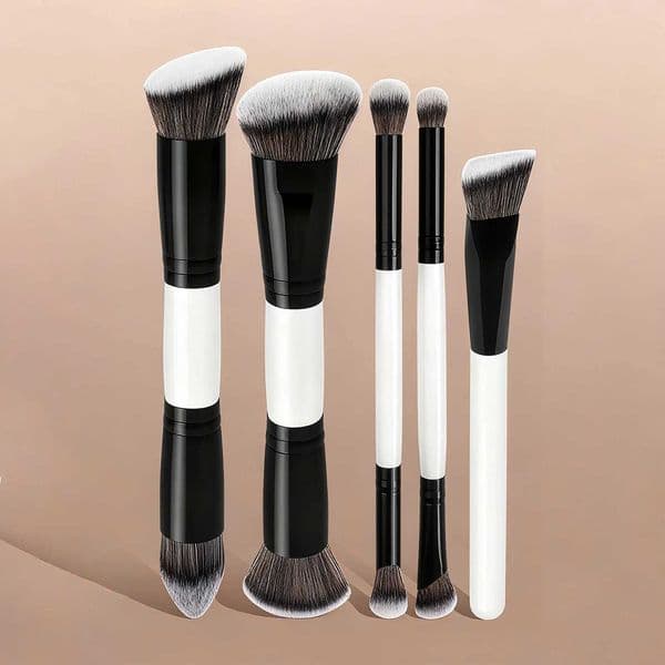 5-piece makeup brush set, double-sided design, suitable for use with foundation, triangular contouring, blush, highlighter, blending, eyebrows and eyeshadow.