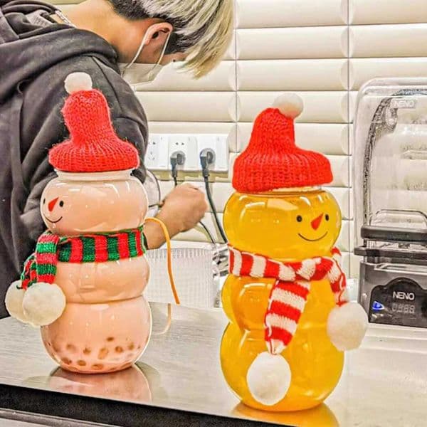 500ml Snowman Plastic Juice Bottles Empty Christmas Milk Beverage Bottle Scarves Drink Containers Smoothies Water Bottles X2511221