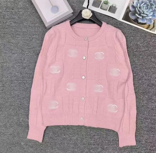 Designer cardigan sweaters Women's luxury embroidered Sweater knitted pink color Round neck outwear streetwear jumpers coats short length for girls knitwear