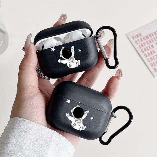 Astronaut Graphic Pattern Case for AirPods 1/2 3 4 for Airpod Pro 2 and Pro Headphone Case with Gift for Birthday Friend TeensW251122