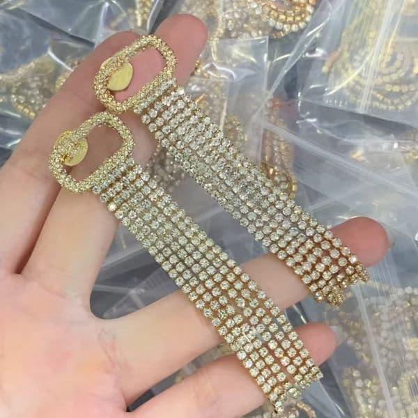 Fashion Women Earrings Loop Ear Stud Gold Plated Copper Earrings Fashion Women Letter Crystal Womens Wedding Design Jewelry Gifts