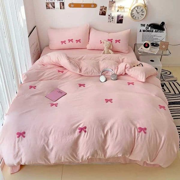 Girl Bow Down Duvet Cover Set Pink Polyester Comfortable Cover Soft Down Duvet Cover Girl Bedroom Decor Bed Cover with 2 PillowcasesXJ250421