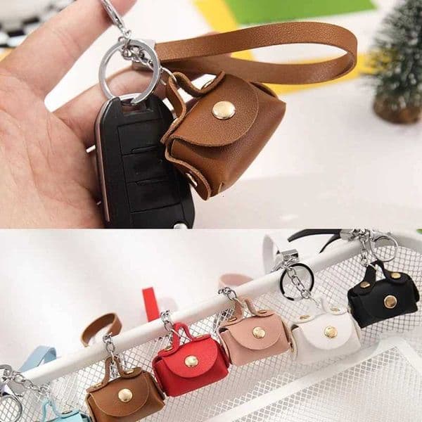 Kawaii Cute Coin Purse Womens Key Chain Bags Pendant Pu Housekeeper Keychain Coin Pouch Mini Purse Cute Purse Earphone Box Z251120