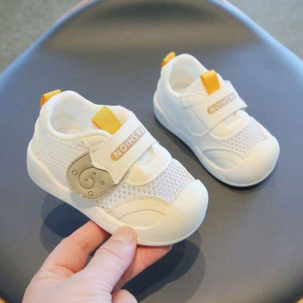 Designer shoes baby leisure walking shoes spring summer mesh breathable shoes anti slip soft sole single mesh men s and women s baby shoes fashion shoes