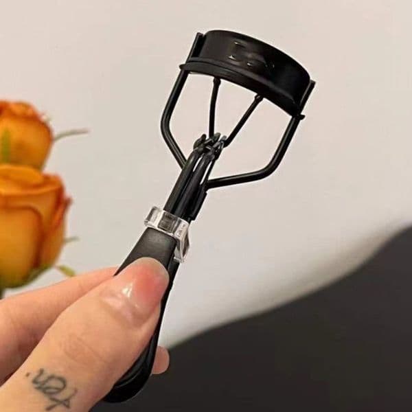 2026 Mini Eyelash Curler Portable cologne Makeup perfume Tool With Lock Design 38Mm Wide Angle For Travel Touch Ups Free Shipping
