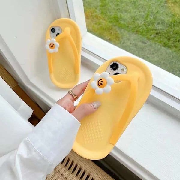 Summer Fresh Smiling Face Flip Flop Suitable For Iphone 11 12 13 14 15 Pro Max Phone Back Cover Protective Soft Case