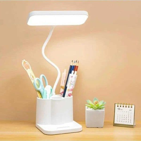 LED eye protection desk lamp for study dormitory desk lamp USB powered small desk lamp bedroom reading lamp Z250422
