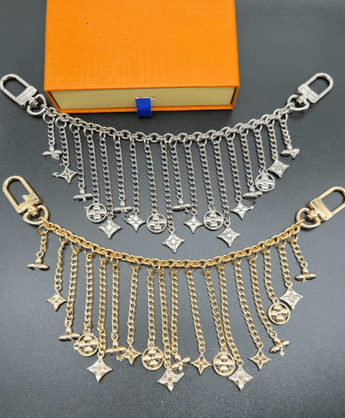 2025 Latest hot models 2 New Keychain Chocolate keychain Premium Leather & Aluminum Designer Key Chain Holder Stylish Keyring Jewelry211