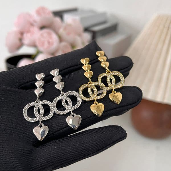 Classic Style Charm Star Earrings Elegant Luxury Designer Crystal Stud Earrings Girl Family Birthday Gift Earrings Spring Stainless Steel Jewelry Long Earrings