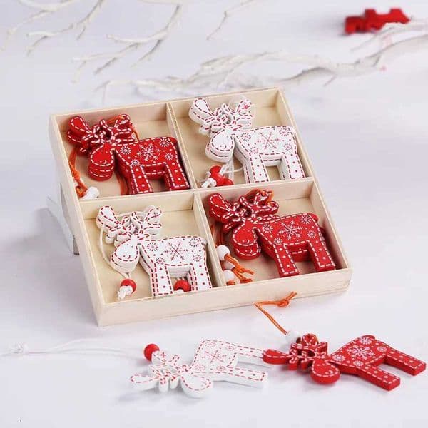 12 Charming Wooden Christmas Tree Hanging Decorations Painted Cartoon Deer Snowflake Pattern Holiday Decoration Z251125