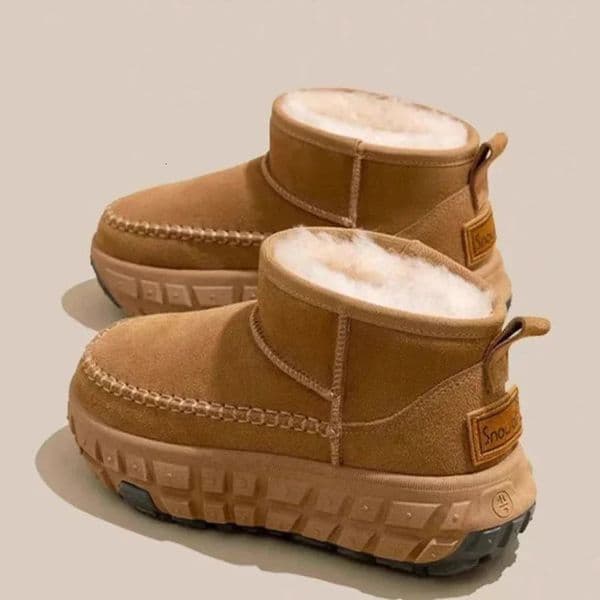 Velvet High Top Snow Boots for Women in Winter Thick Soled Warm Snow Boots Wear-resistant and Non Slip Cotton Shoes 251124