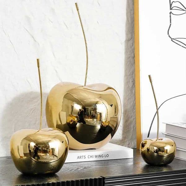 Luxury Golden Cherry Simulated Fruit Sculpture Resin Handicrafts Golden Apple Decorative Figurines Home Decoration Accessories Y251125