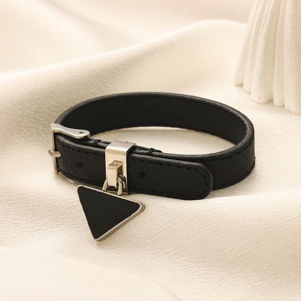 Luxury Men Leather Bracelet Bangle Black With Womens Birthday Gifts Bangle Hand Jewelry Christmas Fashion Style Gift Bracelet