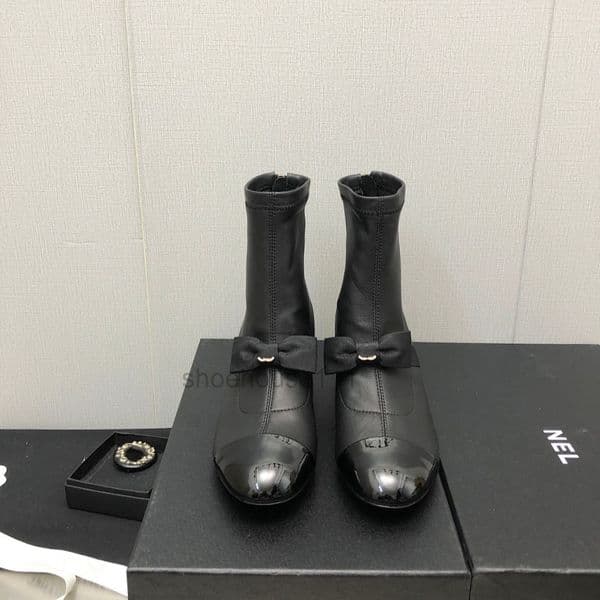 Boots Designer Boots 2025 Womens Thick Heel Multi-color Elastic Boots with Bows and Back Zipper Slimming and Comfortable Womens Fashion Boots Vintage martin Boots