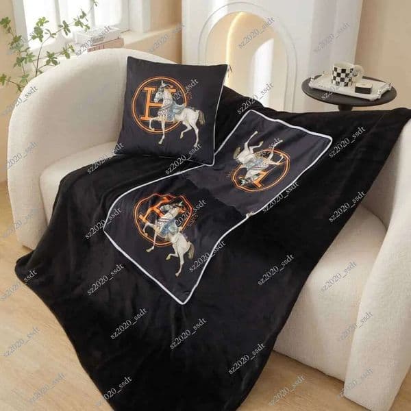 Luxury pillow and blanket 2-in-1 velvet pillow and blanket, suitable for home or travel pillows, sofa cushions, car waist pillows, sofa decorations