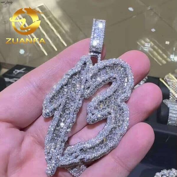 Ice out VVS Moissanite Custom Hip-Hop Jewelry 10k Iced VVS GRA PASS 14k Out 18k Letter Cuban Chain 925 Silver Chrysolite Moissanite Initial Pendant 8