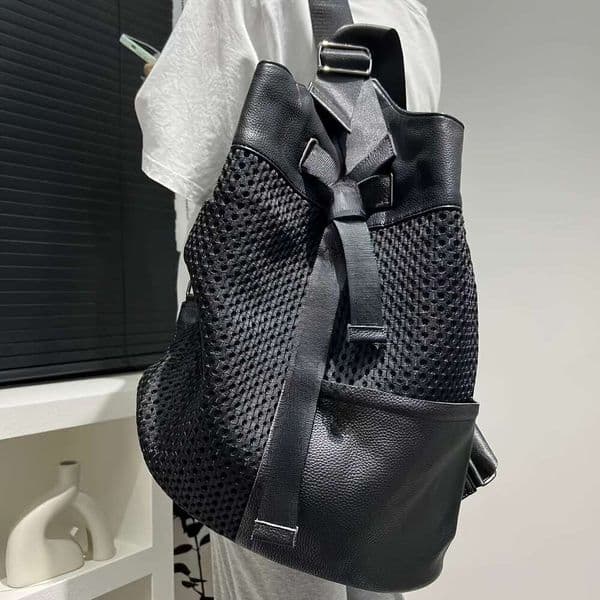 Lightweight Large Capacity Black Nylon Mesh Backpack Women Adjustable Straps Casual Style Zip Closure Solid Color Perfect For Travel Everyday Use