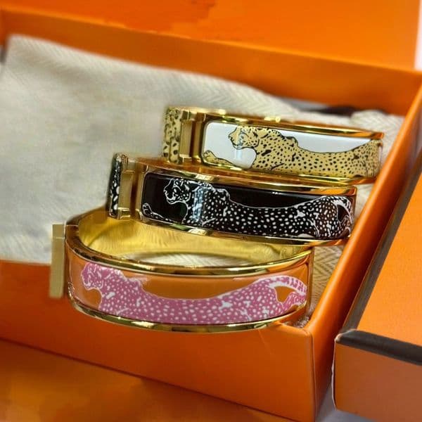 High Quality Bracelets Luxury Designer Bangle Stainless Steel Bracelets Classic Jewelry Bracelets for Women Cuff Bracelets with Box