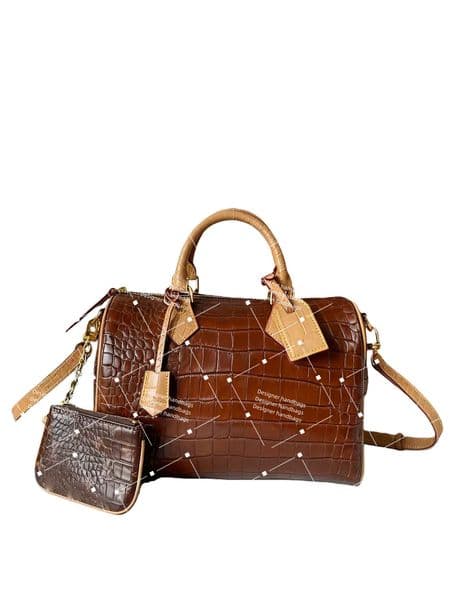 Durable Travel Companion: Versatile Zippered Clutch Featuring Interior Pouch