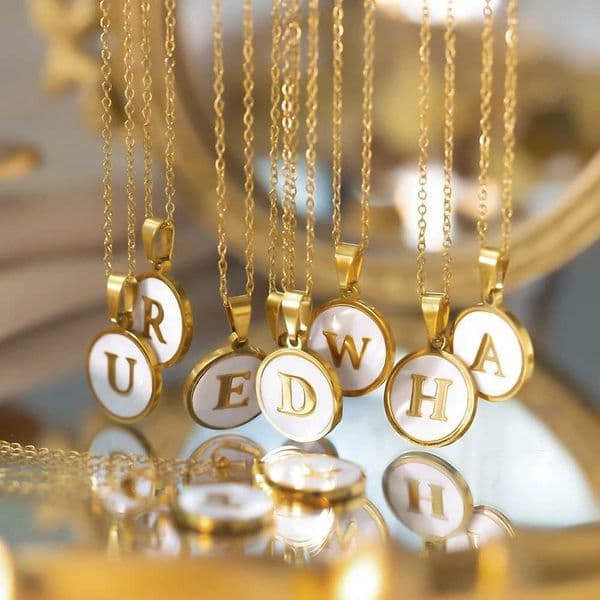 MHSSUN Stainless Steel Initial Necklace Gold Color Round Shell Letter Pendant Necklaces For Women Men Waterproof Chain Jewelry Z260525