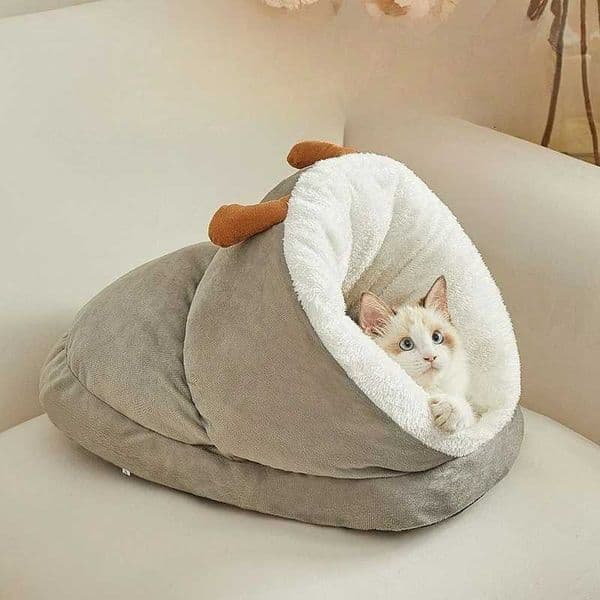 Pet Bed for Cats Windproof Warm Spacious Comfortable Extra-Large Thick Cat Beds Sleeping Nest Slipper BedM251127