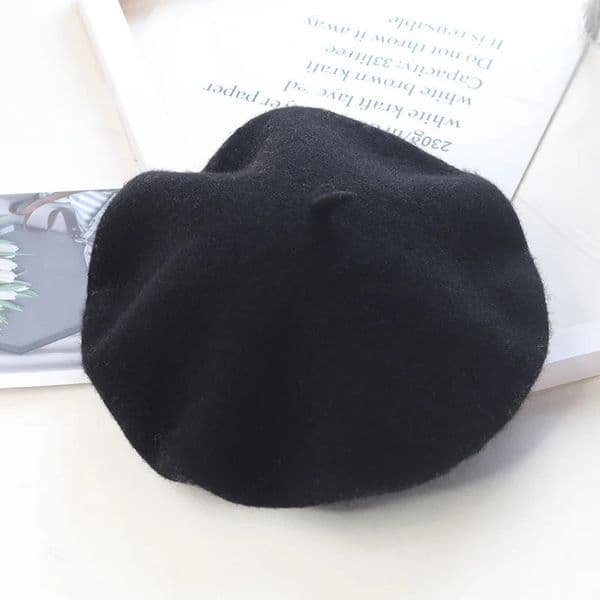 Winter Women Fashion Beret Retro Knitted Hat Literary Painter Hat Multifunctional and Lightweight Outdoor Travel 251126BJ