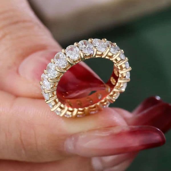 2026 New Ring Man Fine Jewelry Rings 18K Wed Band Solid Yellow Gold Wedding Band Full Oval Cut Lab Grown Diamond AA Clover Designer