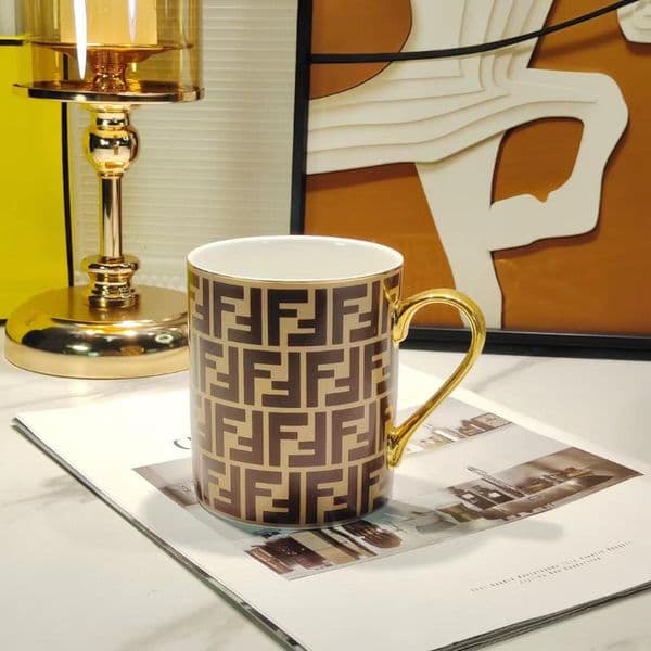 Famous European Style Light Luxury Retro Porcelain Cup Home Restaurant Milk Cup Oat Cup Office Coffee Cup