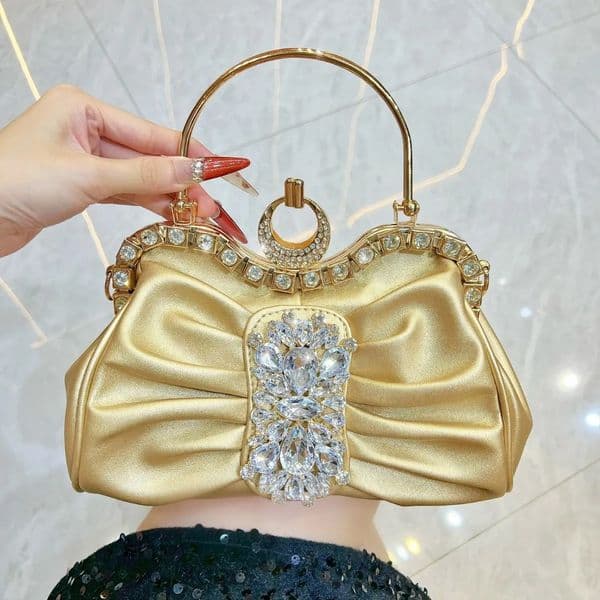 2025 Diamond Evening Bags For Women Elegant Party Wedding Clutch Ladies Silk Square Handbags Chain Shoulder Crossbody Bags R251119