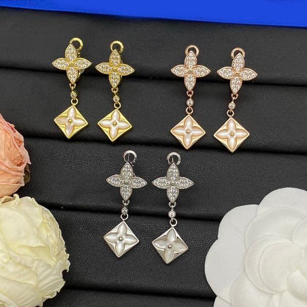 Designer Earrings Luxury Crystal Flower Charm Dangle Earrings Gold Silver Plated Stud Clip Earrings For Women Men Party Diamond Fashion Jewelry Christmas Gift