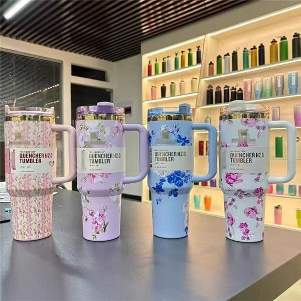 40OZ Blue Magnolia Pink Rose Early Lilac Floral Cups H2.0 Stainless Steel Tumblers with handle Lid and Straw Travel Car Mugs 40oz Sweet Hearts Water Bottles W260227