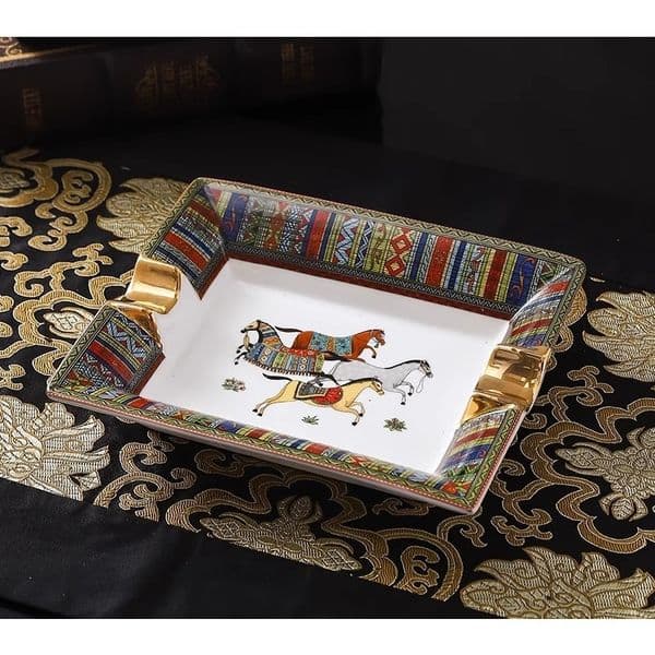 Luxury ceramic ashtray European style large capacity home living room KTV cigar tank high end household decor