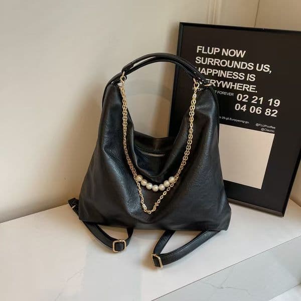 Designer Bag 2025 New Outdoor Style Free Delivery Large Capacity Soft Surface Trendy Simple Backpack Women's Fashion Suitable For Daily Commuting And Travel